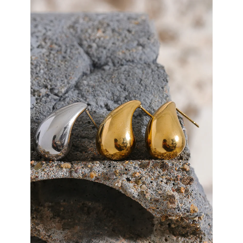 Gilded Water Drop Earrings